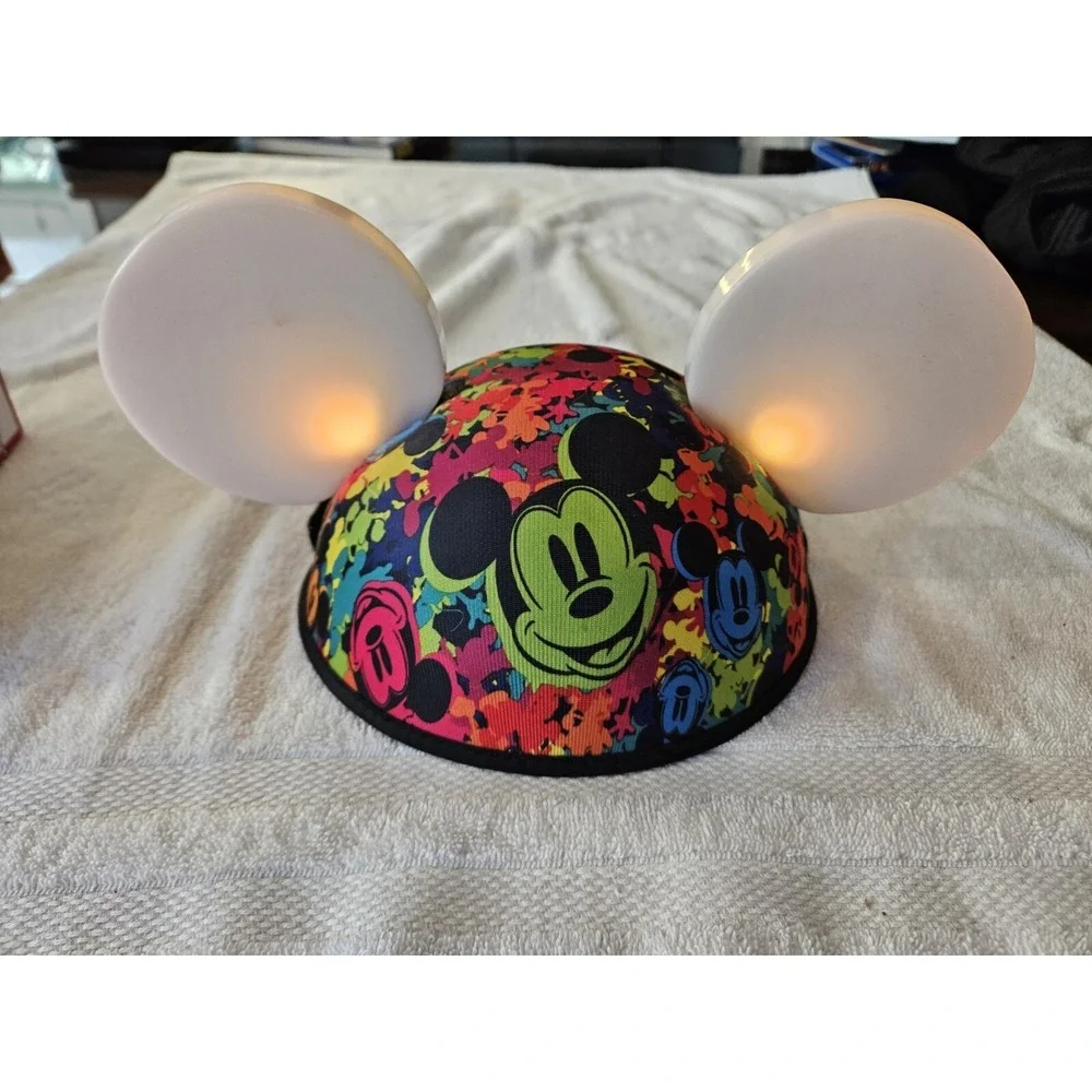 Disney‎ Parks Mickey Mouse Ears Hat Light Up Disneyland Glow With The Show